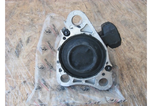 подушка (опора двигуна права) Renault Megane, Scenic 1.9 dci, dti, 99-03, 7700436287, 8200267624, 8200185696